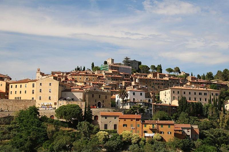 Camere Vecchia Fonte Campiglia Marittima Bagian luar foto